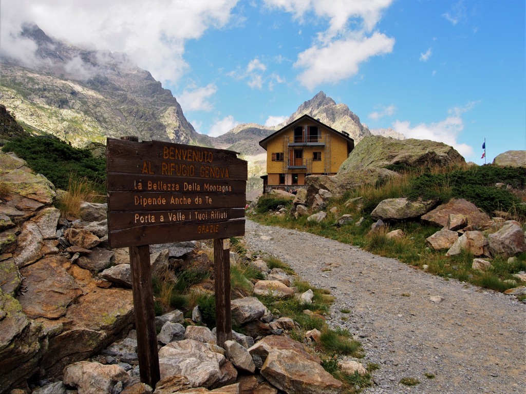 Rifugio Genova-Figari